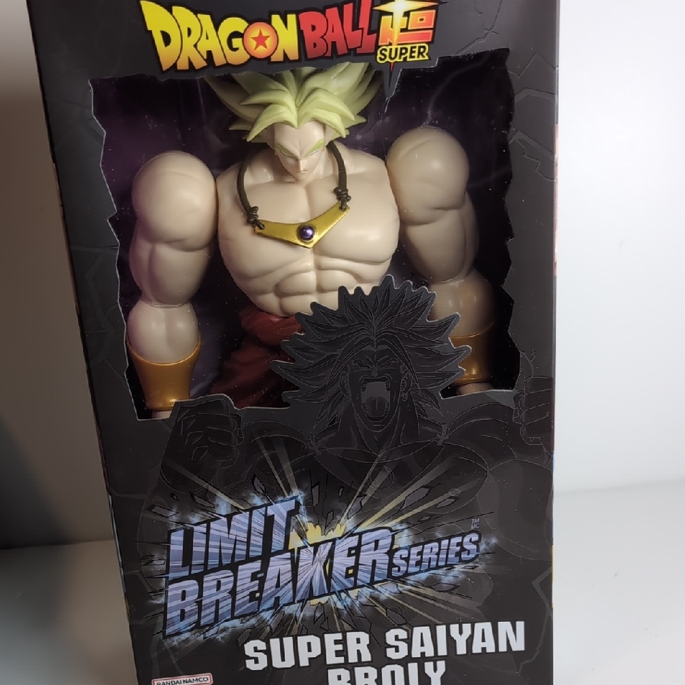 Dragon Ball Super Saiyan Broly Figure